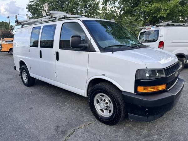 2018 Chevrolet Express G2500 Express-Only - Photo 3