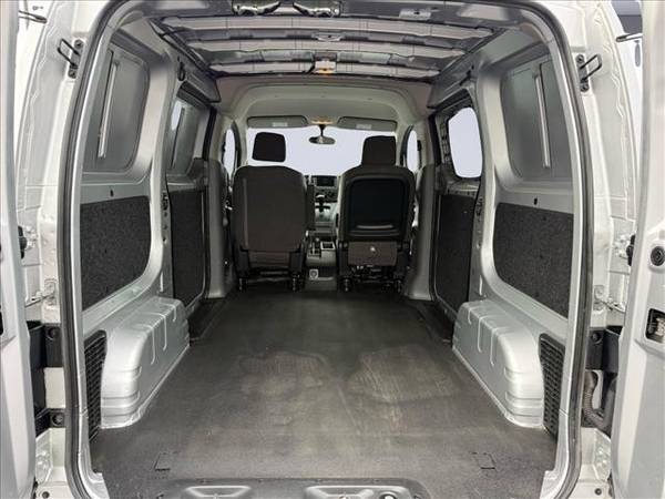 2021 Nissan NV200 SV - Photo 8