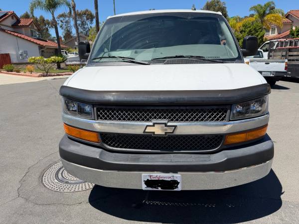 2021 Chevrolet express 2500 - Photo 5