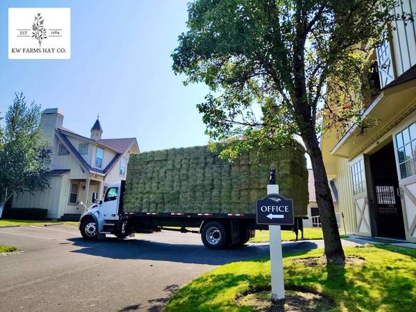 Local Hay Delivery 1