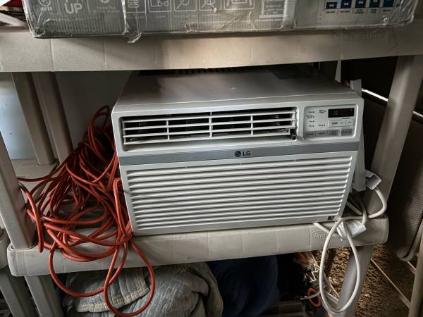Window AC units (2 available) 1