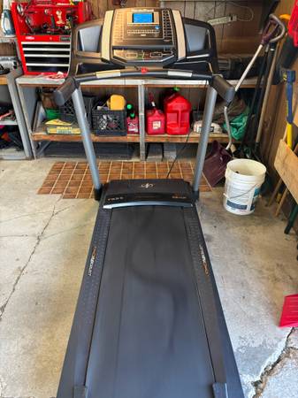 Treadmill 1