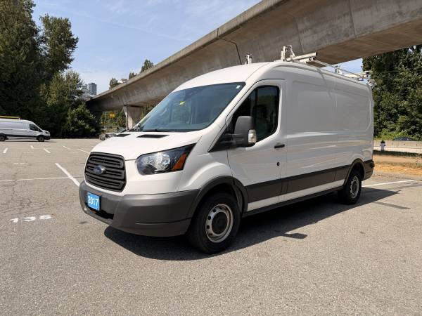 2017 Ford Transit T-250 / Medium Roof / Ladder Rack 1