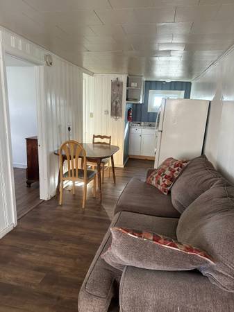 $1,900 / 2br - Year-Round Apartment for Rent (Hampton Beach, NH)63656161511043123