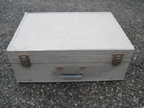 Aluminum Suit case 1