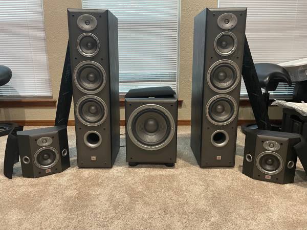 Home Theater/ surround sound 1