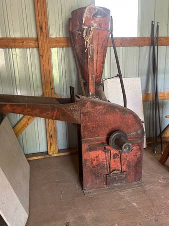 Vintage PTO Driven Corn Sheller 1