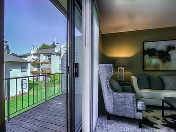 $2,319 / 3br - 1126ft2 - Control Climático Individual, Estufa (Eléctrica), Instalaciones de Lavandería (Portland)63672564564611120