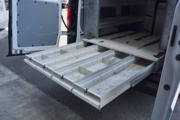 2018 Mercedes Metris Van, inverter - Photo 14