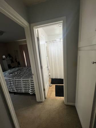 $600 / 1br - Room for rent (Lents)64039055874305122