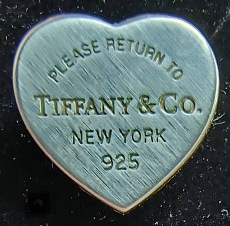 TIFFANY &CO. RETURN TO TIFFANY NY STERLING HEART STUD EARRINGS 1