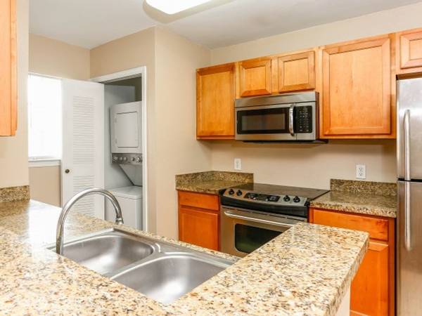 $1,930 / 3br - 1087ft2 - Fitness Center, Pest Control, Short Term Premium (3502 D'AVINCI WAY, MELBOURNE, FL)63823721633793122