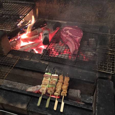 Need Experienced Kitchen Hands/Server for Small Private Event 1