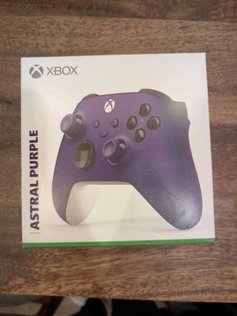 Xbox Controller (Brand New) 1