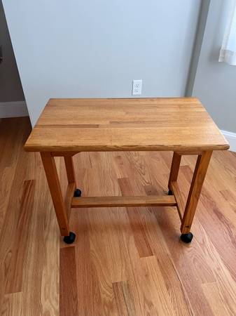 Solid Oak Table 1