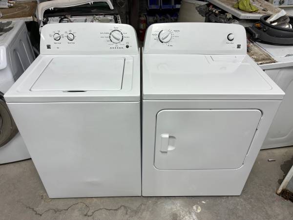 Kenmore Washer and Electric Dryer Set 1