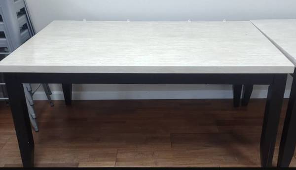 Kitchen table 1