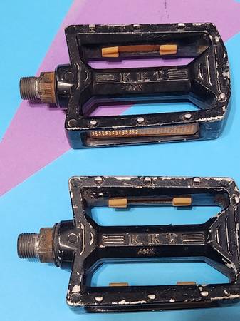 Oldschool bmx kkt amx pedals 9/16 - bicycle parts - by owner