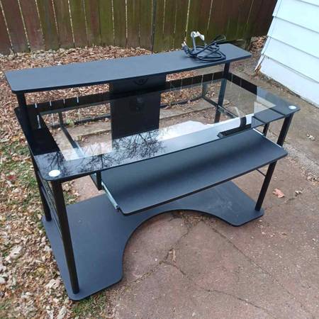 47in Mobile Workstation Office computer desk 1