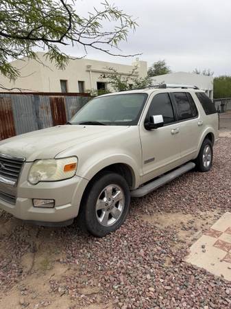 2006 Ford Explorer 1