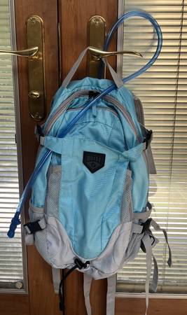 Quest Hydration backpack - blue 1