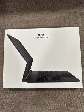 APPLE MAGIC KEYBOARD-New Still in original box. Never opened. 1