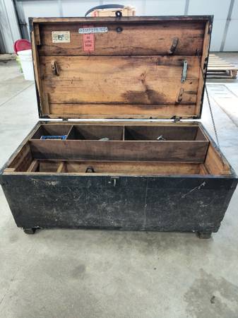 Carpenter's tool box 1