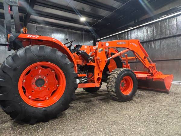 48HP Kubota Tractor-HST 1
