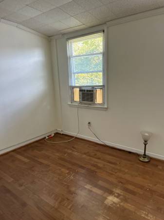 $750 / 1br - 400ft2 - Room for rent silver spring Md $750 (Glemont)64040363658499121