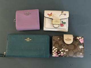 Authentic Coach Wallet set 1