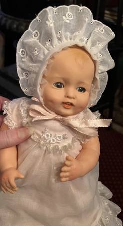 Effanbee Doll - 1984 Bubbles - original box and certificate 1