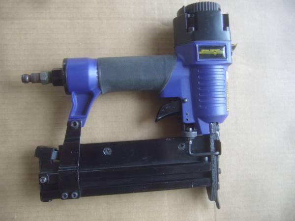 Air Nailer/Stapler 1
