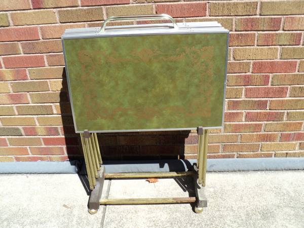 TV Trays 1