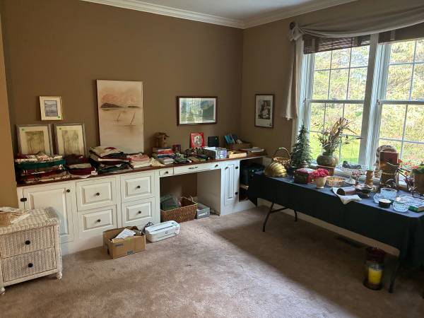Yard sale photo