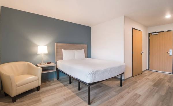 $1,904 / 1br - Tour Today, Settle In Right Away - No Lease, No Deposit Required! (200 NE 104th Ave, Vancouver, WA)63831608683265123