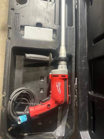 Milwaukee heavy duty corded Sheetrock screwdriver with extension 1