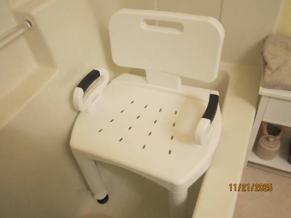 SHOWER CHAIR 1