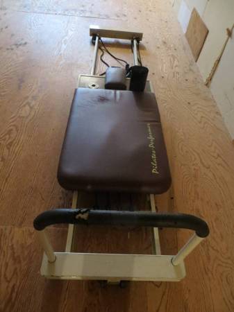 Pilates Performer Work Out Exercise Machine 1