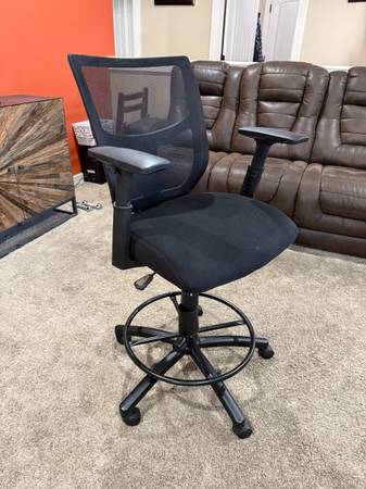 Office stool 1