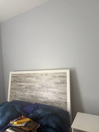 Queen Size Bedroom 1