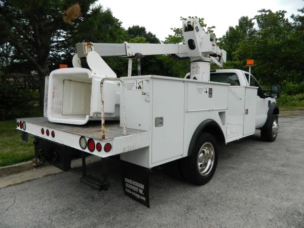 2008 Ford F550 Reg Cab-Chassis - Photo 10