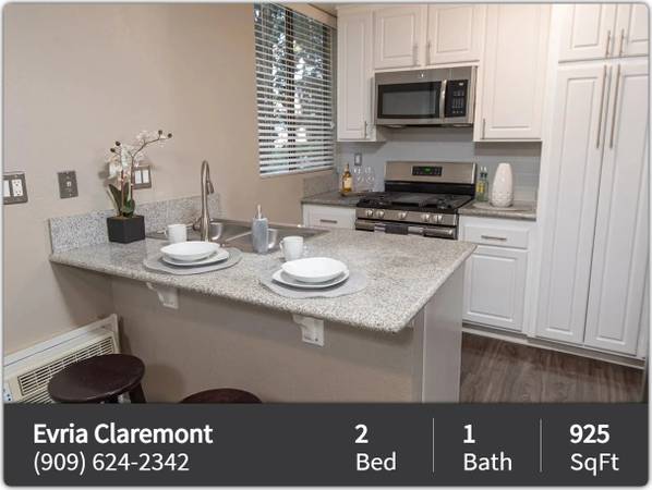 Beautiful 2 bed / 1 bath located just minutes from local campus 1