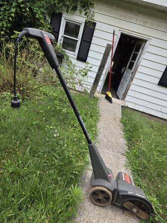 Craftsman electric edger / tiller 1