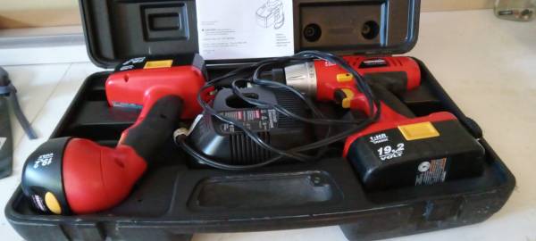 cordless drill/light 1