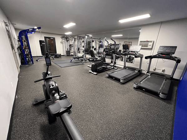 $1,380 / 2br - 930ft2 - Want free rent until November? Move in immediately! (6200 78th Ave N , Brooklyn Park , MN)64003961224577121