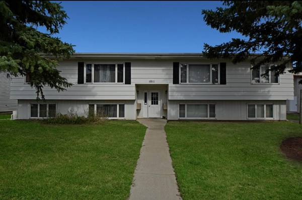 $750.00 / 2br - 956ft2 - Unidad acogedora de 2 habitaciones | 1 BA | 1811 6th St. SE Unidad #4 | Minot, ND63830209592193120