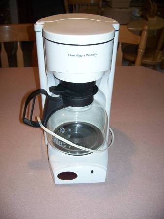 Hamilton Beach Coffee Maker: 12 Cup Digital Display 1