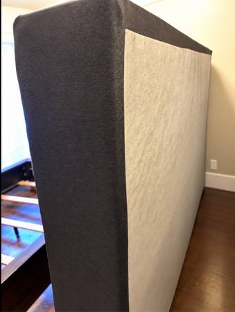 Free queen boxspring - excellent condition 1