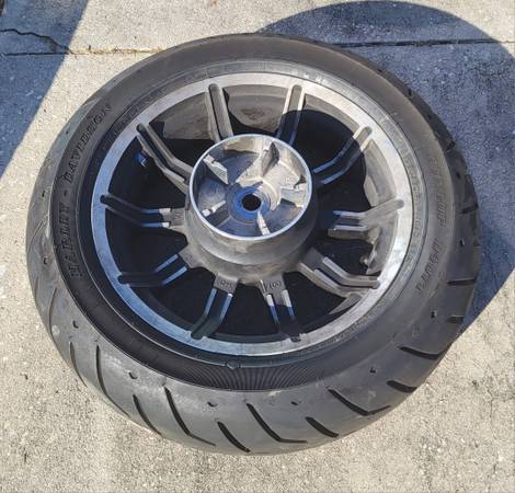 Harley davidson rear wheel 1