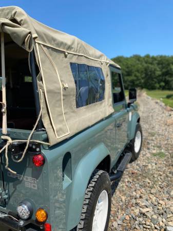 1999 Land Rover left hand drive defender 90 td5 convertible - $85,000 (Lynnfield)63615295741825122